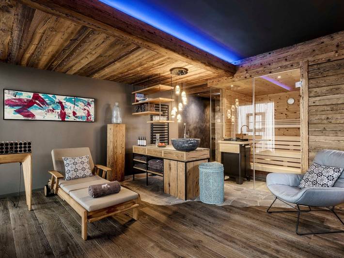 Ferienhaus für 4 Personen, mit Balkon und Terrasse sowie Garten und Pool in Leogang