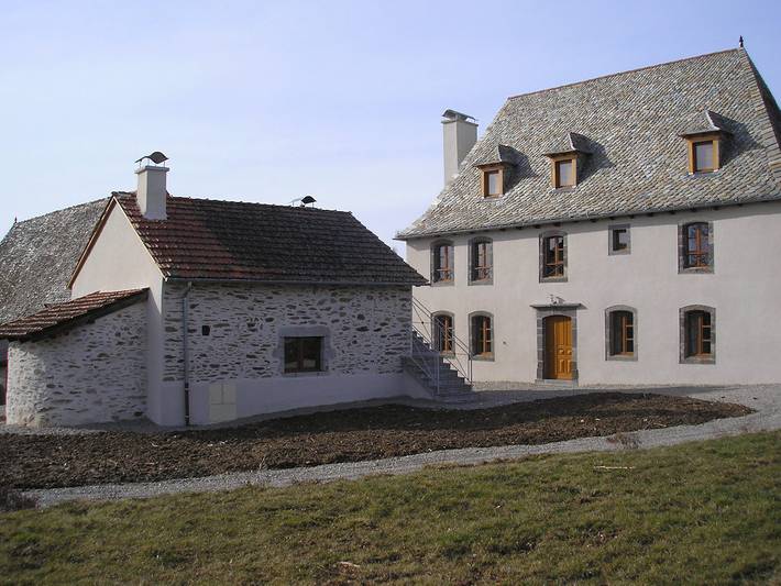 Gîte pour 10 personnes, avec jardin et terrasse - 1