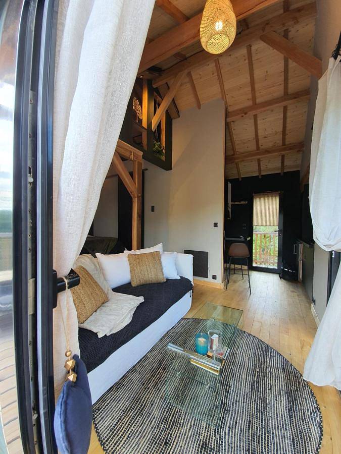 Gîte pour 4 personnes, avec jardin ainsi que sauna et jacuzzi à Royères - 3