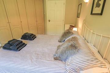 Log Cabin for 2 People in Ingleton, North Yorkshire, Photo 3