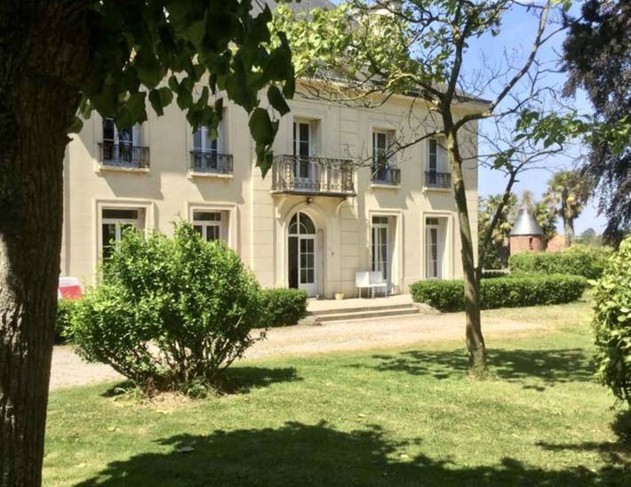 Gîte pour 28 personnes, avec jardin et balcon