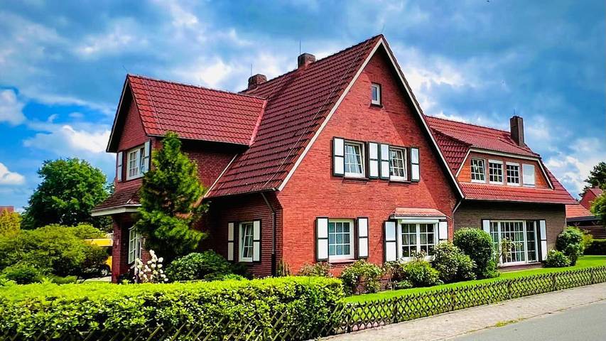 Ferienwohnung für 3 Personen, mit Terrasse und Garten sowie Ausblick in Friedeburg