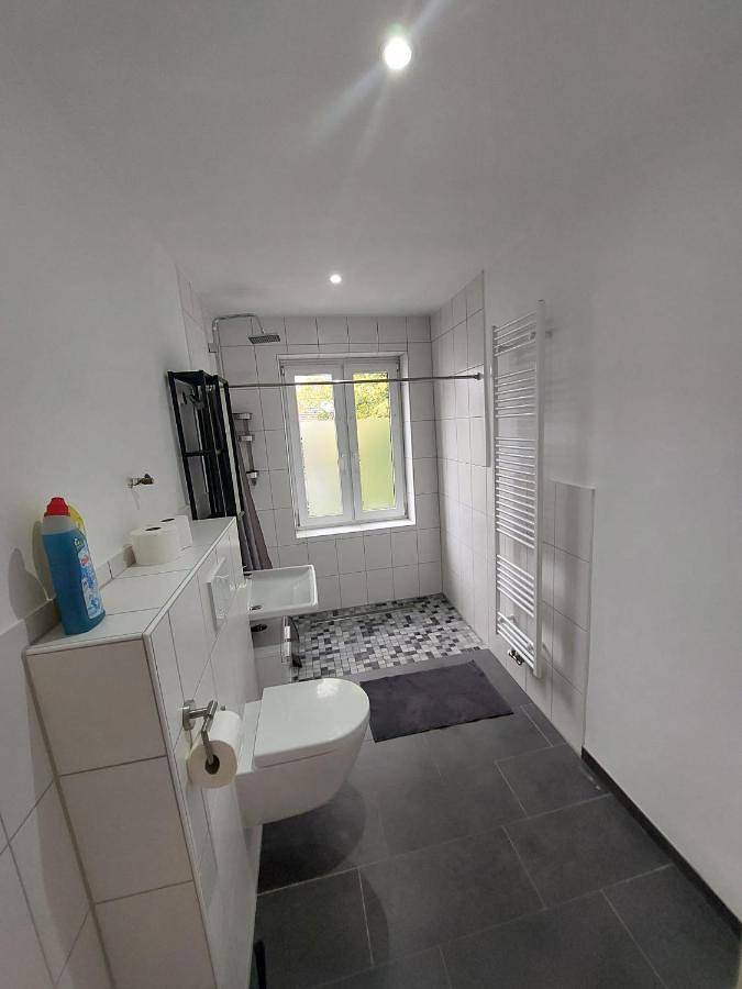 Appartement entier, Three-Bedroom Apartment in Siegen (Allemagne), Arrondissement de Siegen-Wittgenstein