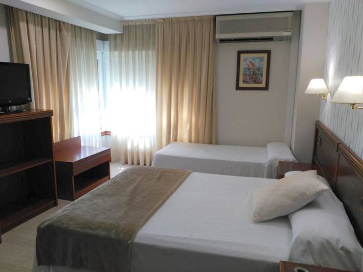 Hôtel pour 3 personnes à Marín - 2