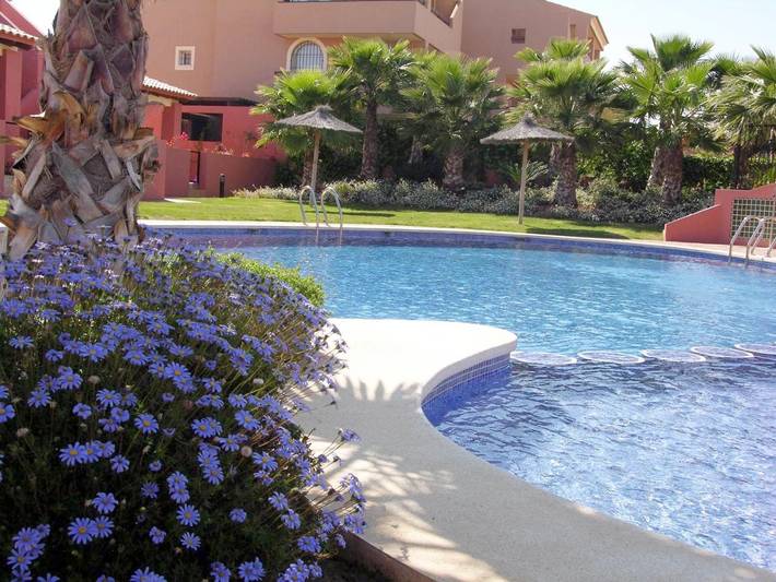 Bungalow für 6 Personen, mit Terrasse und Garten sowie Pool in Cartagena