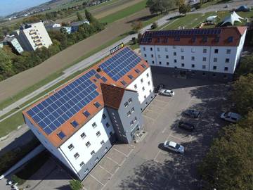 Hôtel pour 3 personnes dans Korneubourg