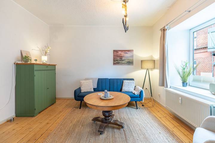 Ganze Wohnung, Eddies Hafenstuuv:Historisches Apartment & moderner Ausstattung im Herzen Husums in Husum Hafen, Husum