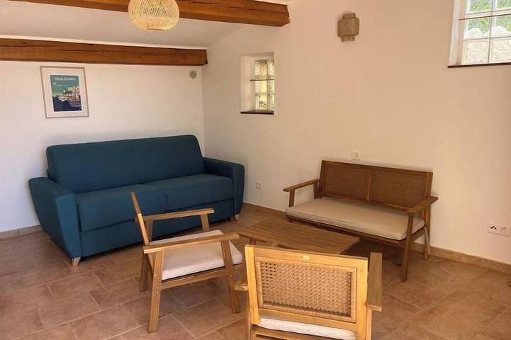 Ganze Wohnung, A Getaway in Provence with a Pool—20 Minutes from Uzès in Le Pin, Nimes und Umgebung