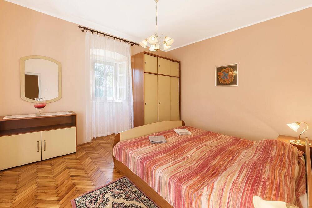 Cozy home in Labin with kitchen in Labin City, Labin