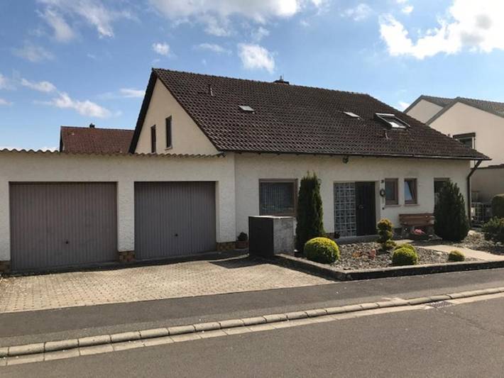 Ferienwohnung für 4 Personen, mit Garten und Ausblick in Thüngersheim