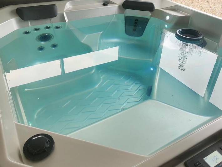 Location de vacances pour 4 personnes, avec jardin ainsi que terrasse et vue, animaux acceptés à Arques - 2