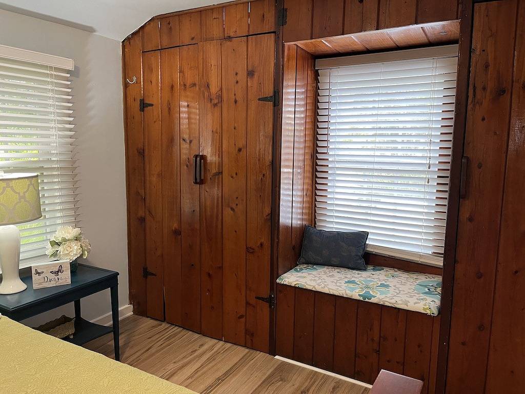 Ganze Wohnung, Cozy Guest House Apartment Located Walking Distance from Downtown & Riverwalk in Tampa, Tampa Bay