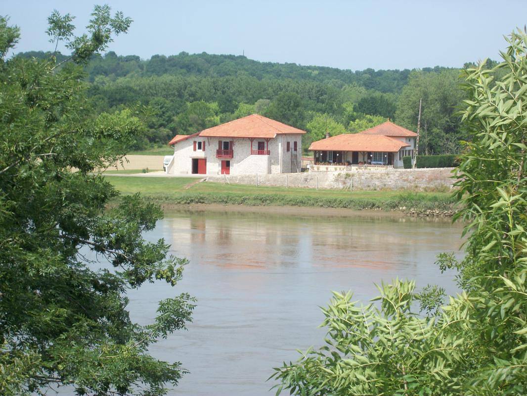 Maison De Vacances pour 3 Personnes dans Sainte-Marie-de-Gosse, Région de Dax