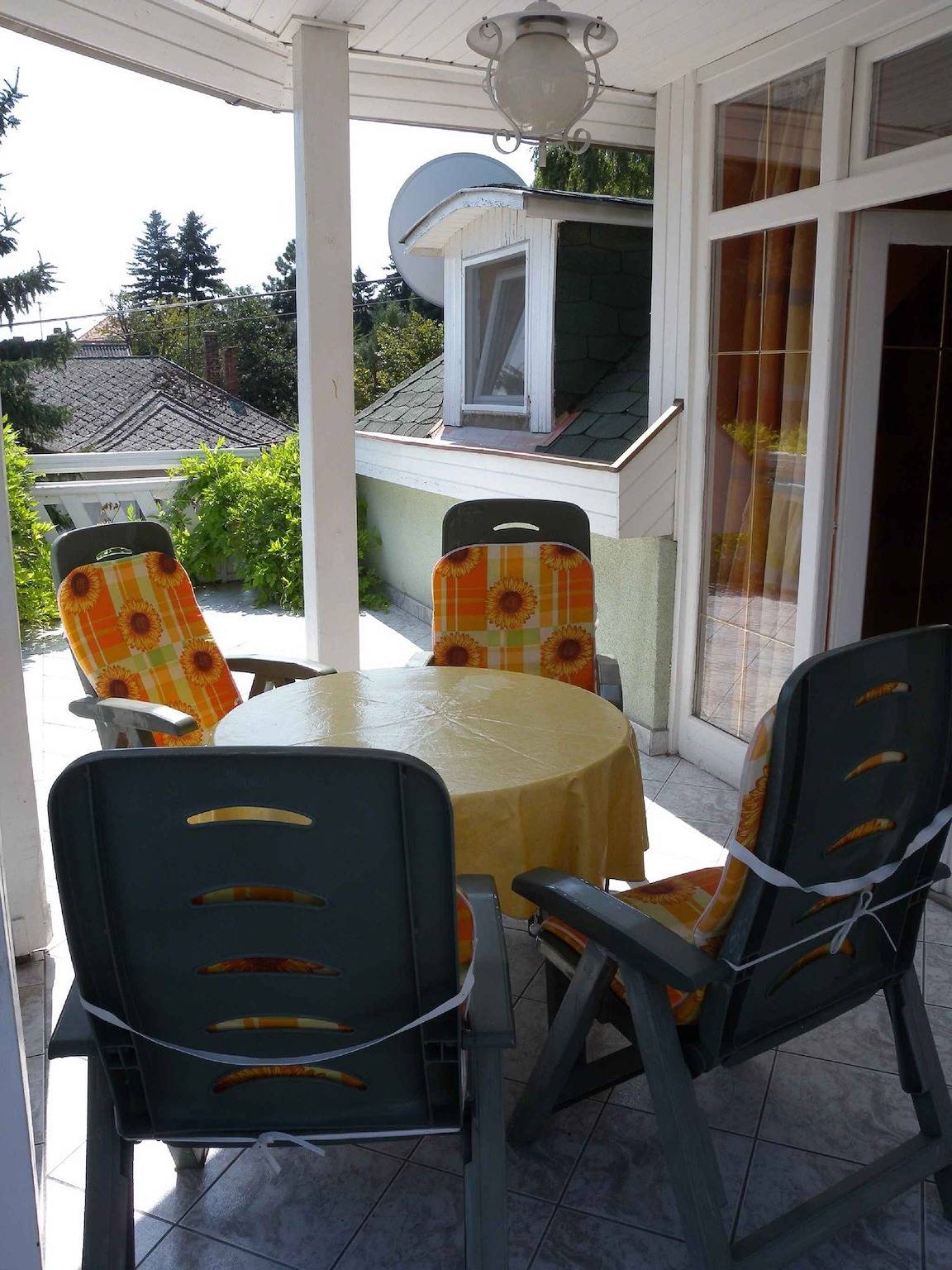 Entire holiday apartment, Holiday apartment centrally located  in Fonyód, Southern Shore of Lake Balaton