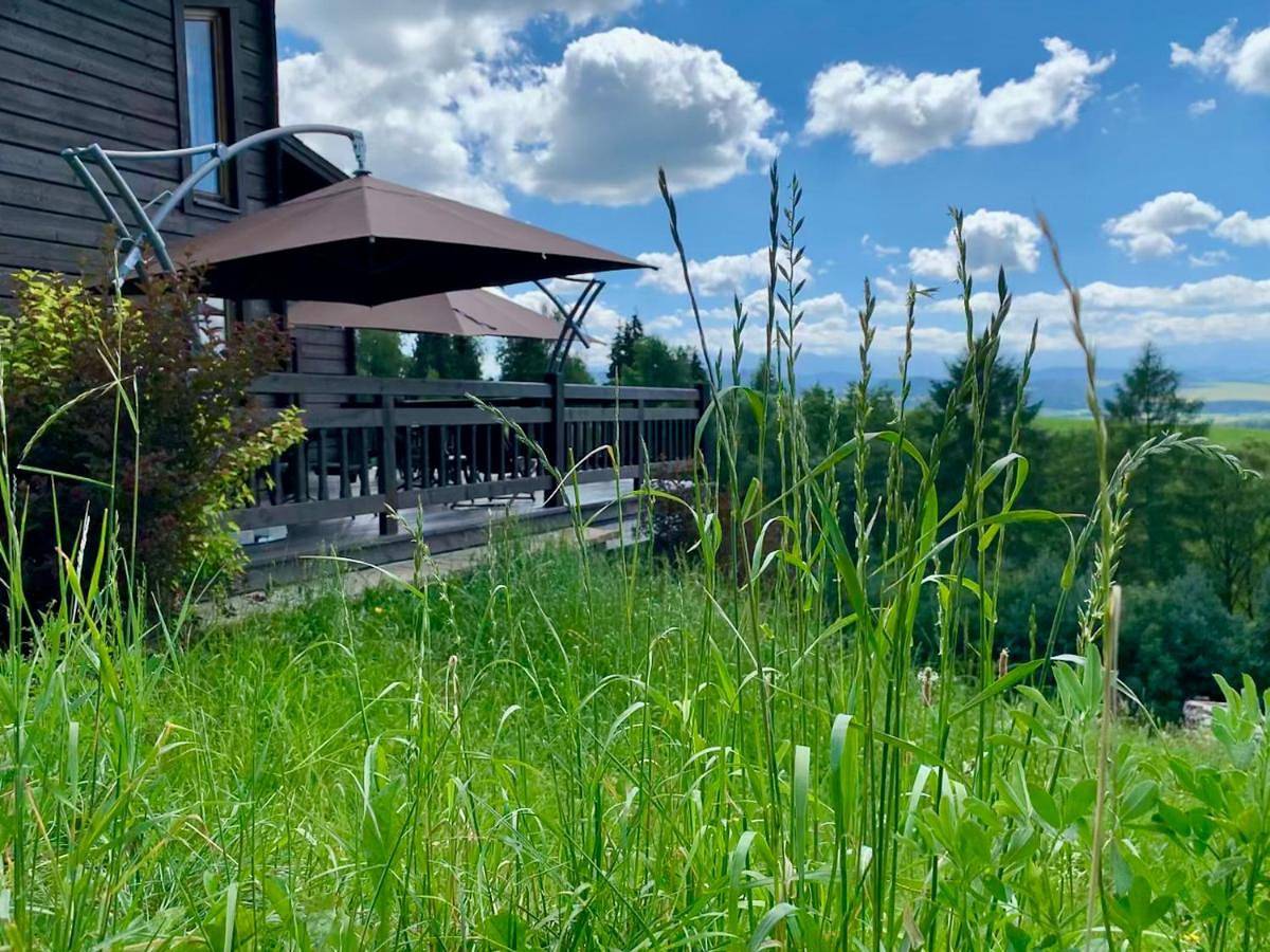 Koza U Woza - drewniany dom premium z widokiem na Tatry ecospa strefa fitness Zielona Farma healinggarden - slowtravel 24h self check-in in Karpaty (Polska)