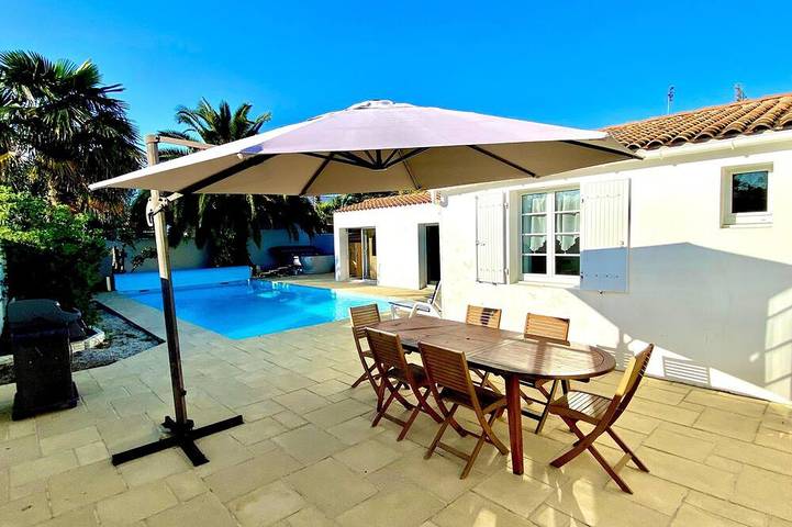 Ferienhaus für 8 Personen, mit Terrasse und Whirlpool sowie Sauna und Garten - 1