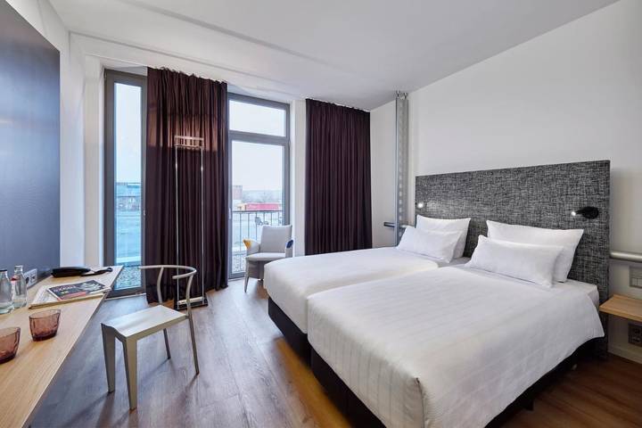 Hotel für 4 Personen, mit Terrasse und Whirlpool sowie Sauna in Bremen