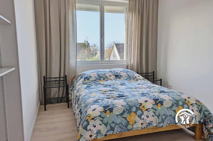 Gîte pour 5 personnes, avec jardin à Sainte-Suzanne - 3