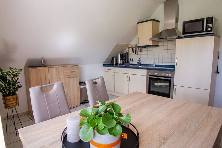 Ferienwohnung für 4 Personen, mit Terrasse in Eilsum - 2