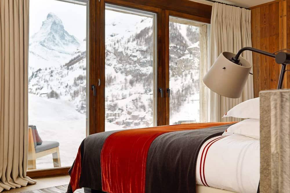 *Les Anges - Fully Catered 7 Bedroom Chalet With Staff - Worlds Best Chalet in Zermatt, Wallisian Alps