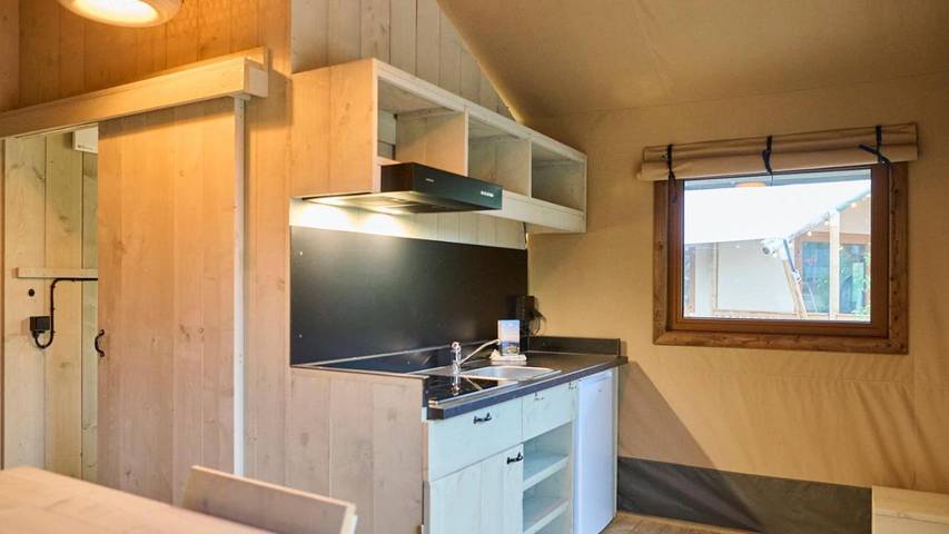 Camping für 5 Personen, mit Garten und Ausblick, mit Haustier in Nordrhein-Westfalen - 4