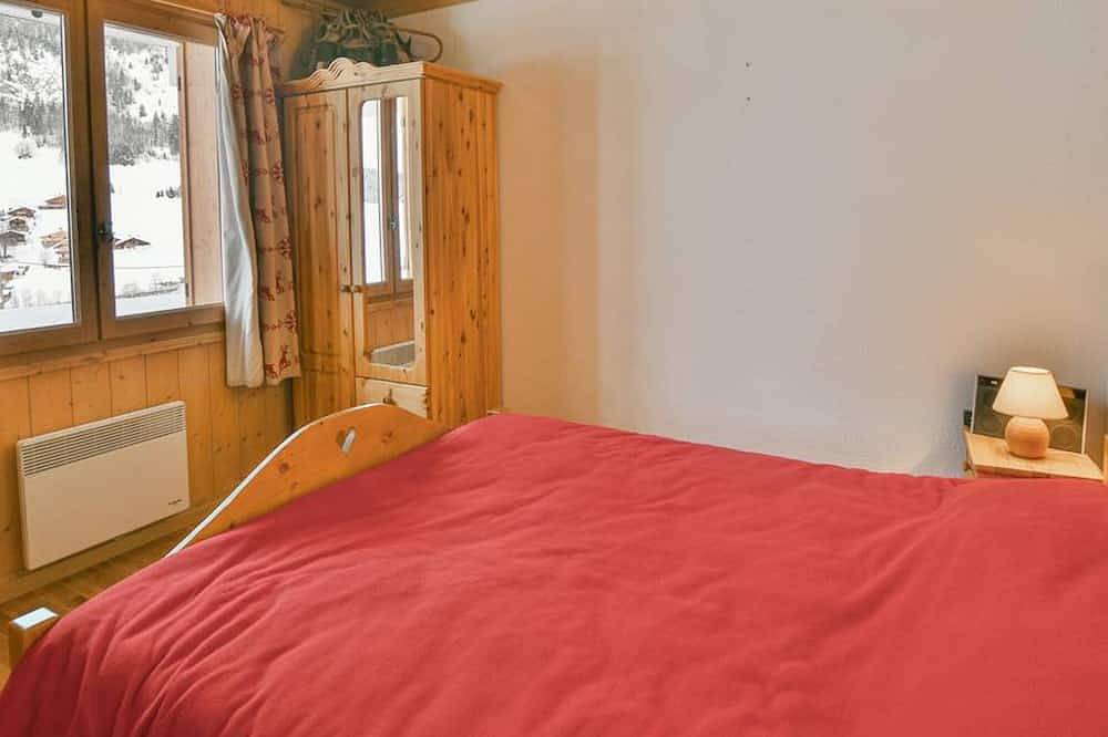 Entire apartment, Lovely 2-bedroom apartment, sunny terrace, close to slopes in Chinaillon in Le Grand-Bornand, Annecy region