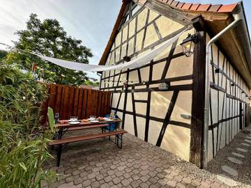 Gîte pour 6 personnes, avec terrasse à Hangenbieten