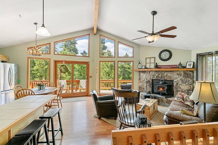 Vacation rental for 8 people, with yard in Colorado