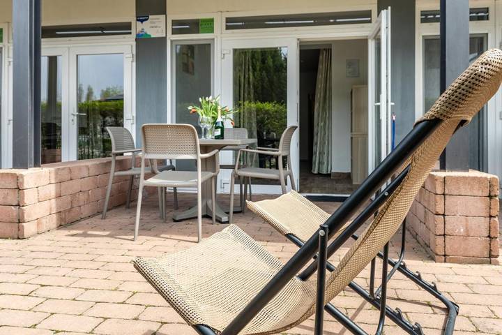 Ferienwohnung für 4 Personen, mit Seeblick und Garten sowie Ausblick in Zamardi - 4