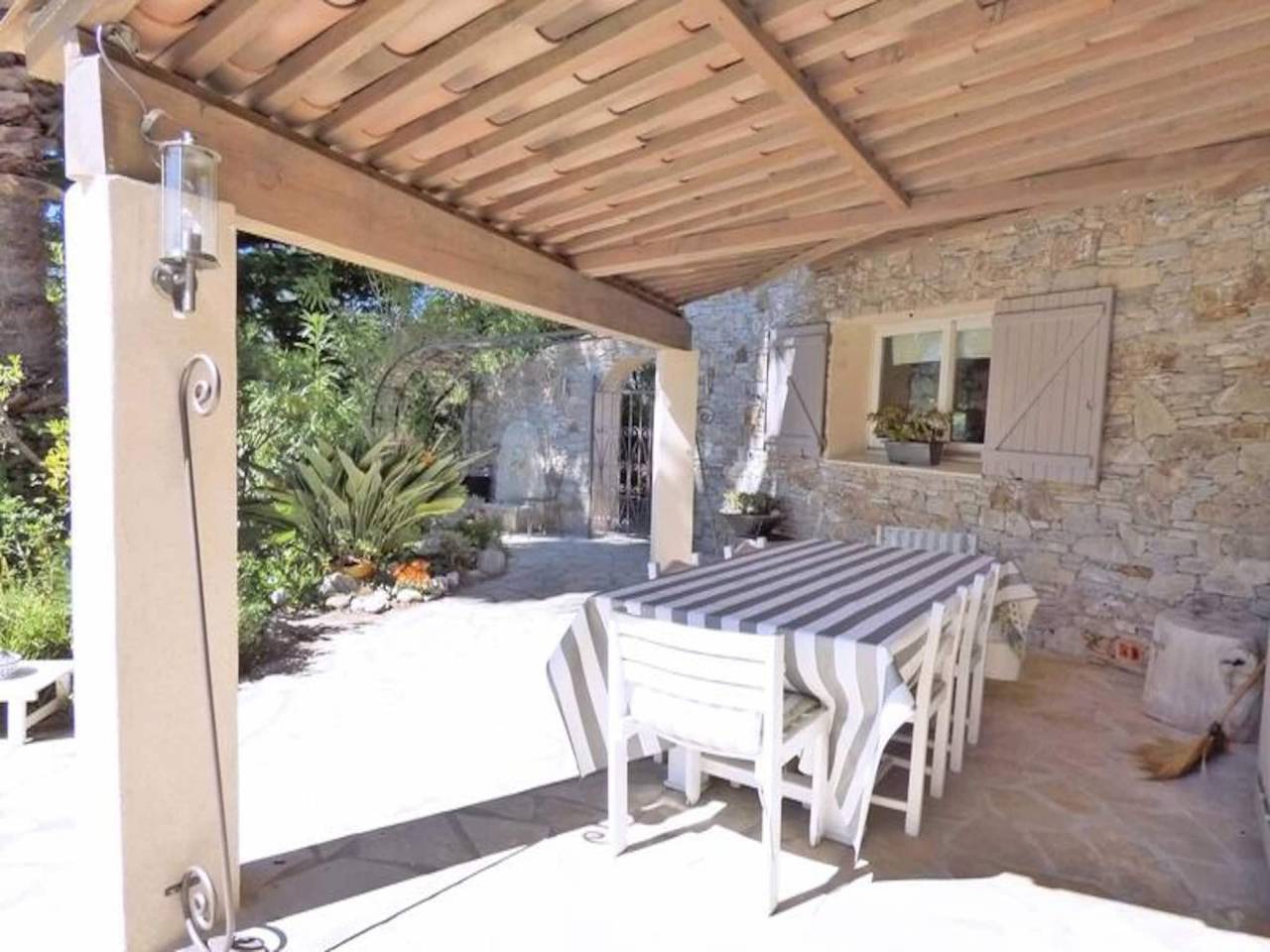 Appartement entier, Maisons & Villas pour 6 Personnes in Le Plan-de-la-Tour, Côte méditerranéenne (France)