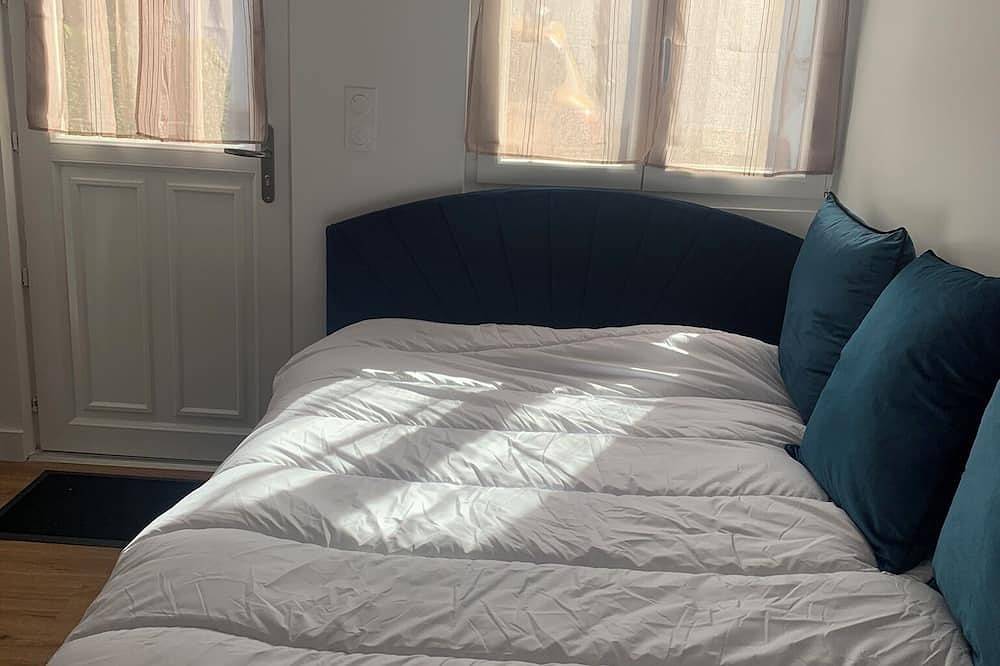 Ganze Wohnung, Studio la Voie Verte Wifi + Tv in Lorient, Côte des Mégalithes