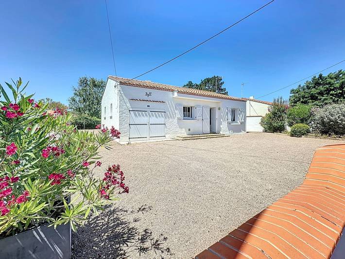 Location de vacances pour 4 personnes, avec terrasse à Saint-Michel-Chef-Chef