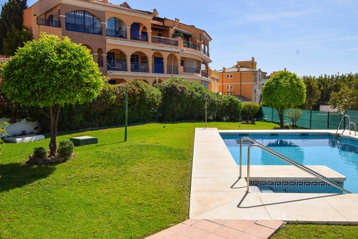 Ferienwohnung für 4 Personen, mit Terrasse und Pool in Benalmádena