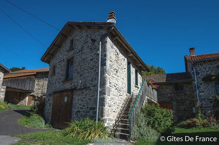 Gîte pour 2 personnes, avec Terrasse ainsi que Jardin et Vue