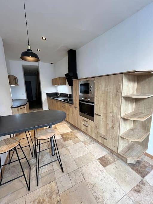 Location de vacances pour 10 personnes, avec terrasse à Sablé-sur-Sarthe - 4
