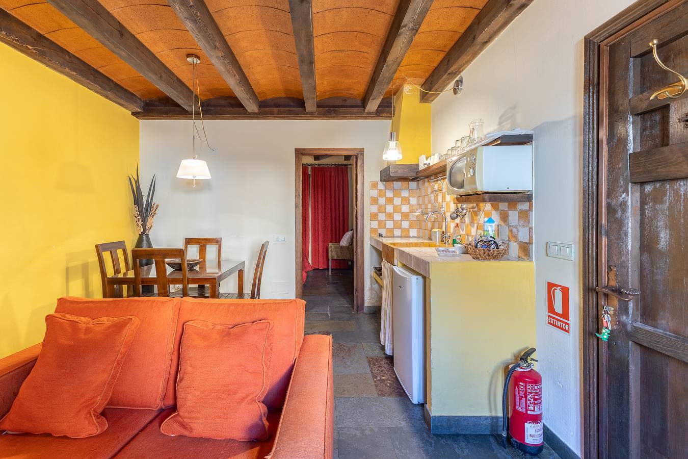 Casa rural 'Alojamiento Andromeda' con vistas a la montaña y Wi-Fi in Braojos de la Sierra, Provincia de Madrid