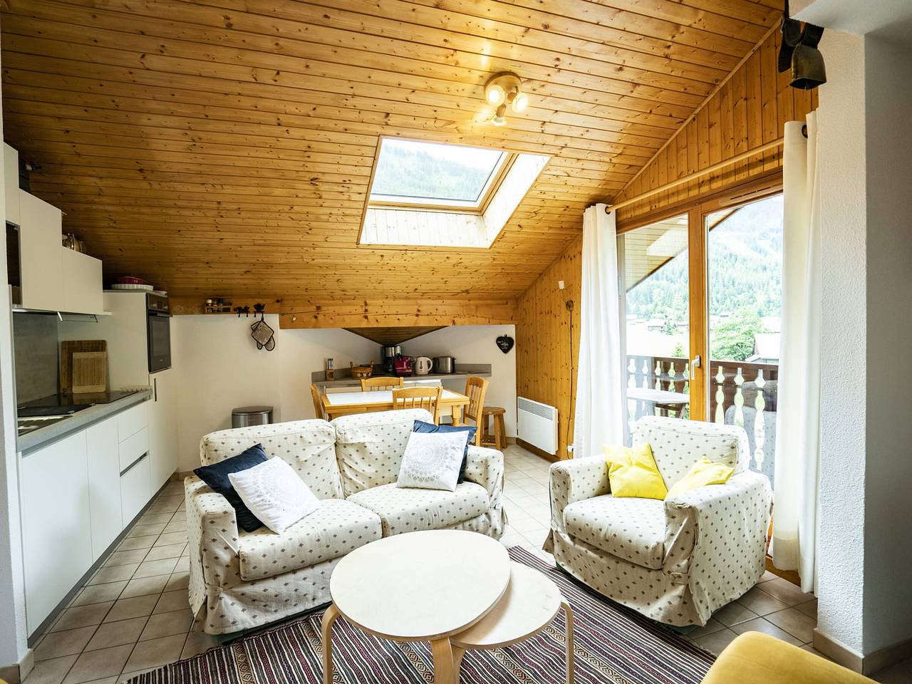 Entire apartment, Châtel Apartment 4 rooms, 6 people with balcony, garage, wifi in Châtel, Les Portes du Soleil