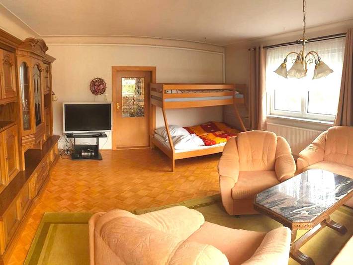 Ferienhaus für 21 Personen, mit Sauna und Garten sowie Terrasse, mit Haustier - 1