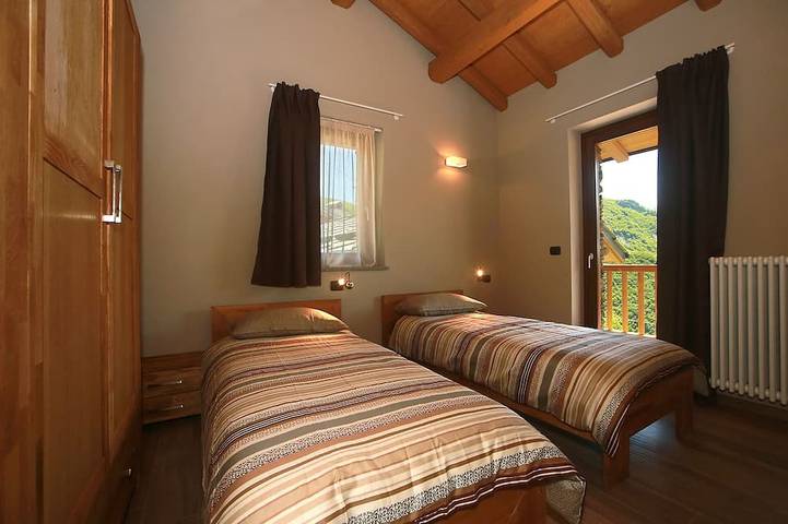 Esclusivi Chalets Mongioie Con Vista Spettacolare Val Corsaglia - Cuneo. in Roburent, Alpi Liguri