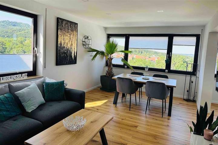 Ferienwohnung für 4 Personen, mit Terrasse und Sauna sowie Ausblick in Bisingen