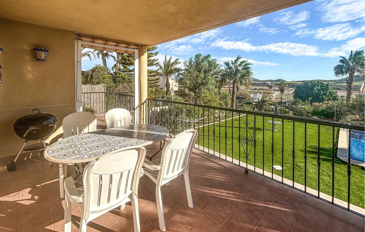 Modern Apartment with Pool, WiFi & Fireplace near Vera City Center in Vera, Costa de Almería