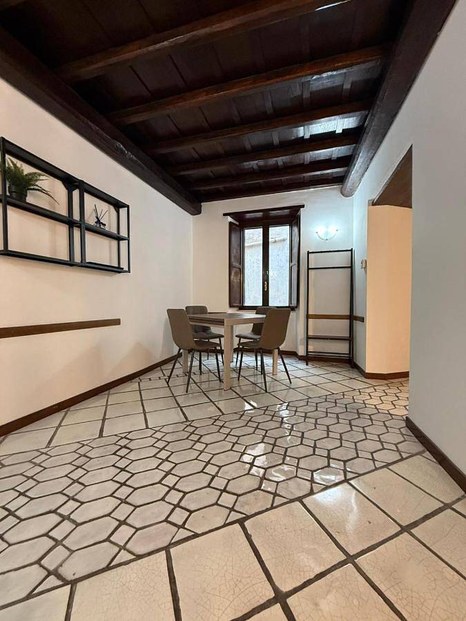 Double Room with Private External Bathroom in Frascati, Castelli Romani