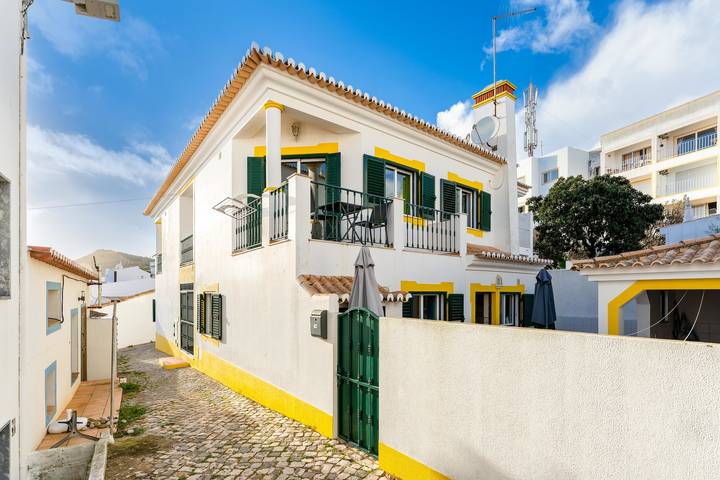 Ganze Wohnung, Villa som das Ondas Il in Praia do Burgau, Budens