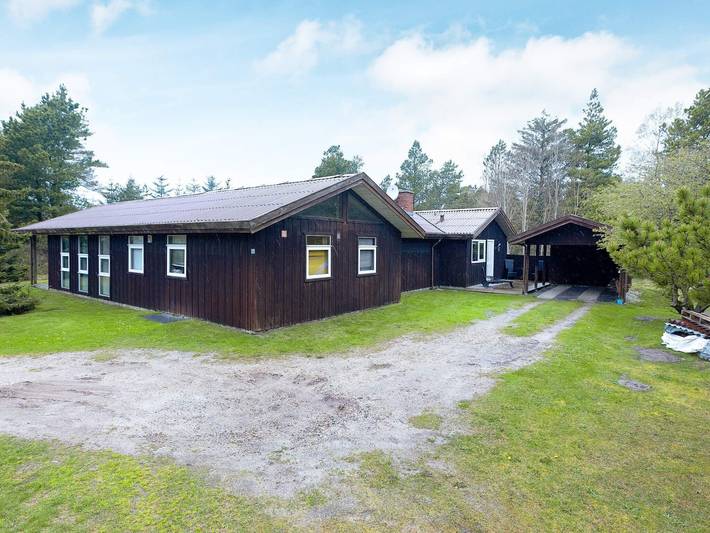 Ferienhaus für 12 Personen, mit Terrasse und Garten sowie Pool in Jammerbugt - 2