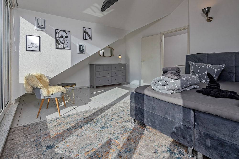 Ganze Wohnung, Koblenz Rheinblick Penthouse in Vallendar, Osteifel