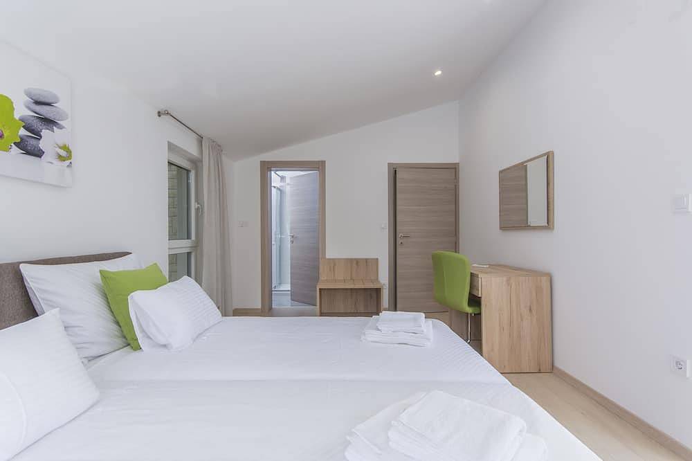 Charming villa just 3 minutes from the beach in Poreč, Grad Poreč