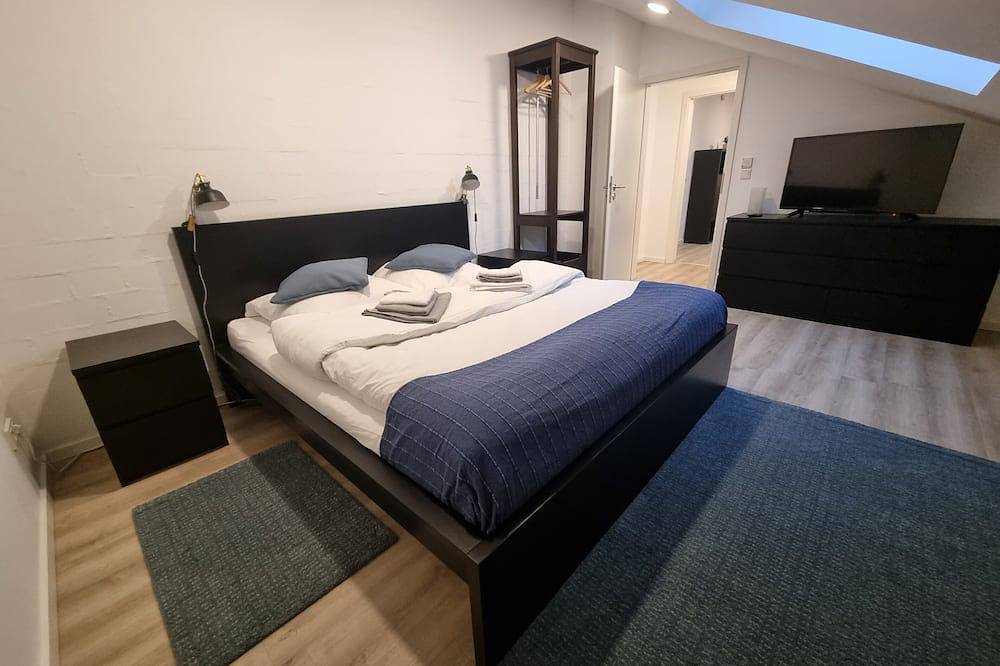 Ganze Wohnung, Neue Ferienwohnung zwischen Stadtzentrum und Grenze Luxembourg (jeweils 10 Min.) in Trier (Stadt), Trier