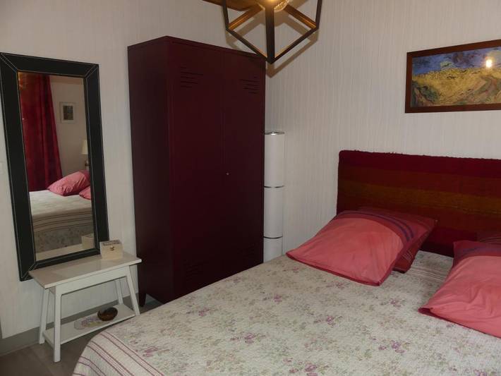 Location de vacances pour 4 personnes, avec vue et jardin à Sallebœuf - 3