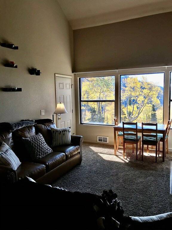 Vacation rental for 7 people, with balcony in Beaver County