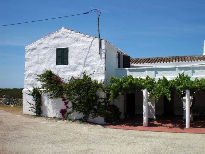 Maison de campagne pour 3 personnes, avec jardin ainsi que terrasse et piscine à Ferreries - 3